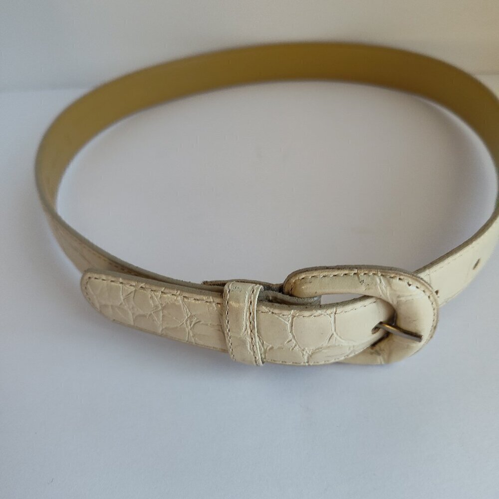 Ladies SZ S Cream Alligator Belt